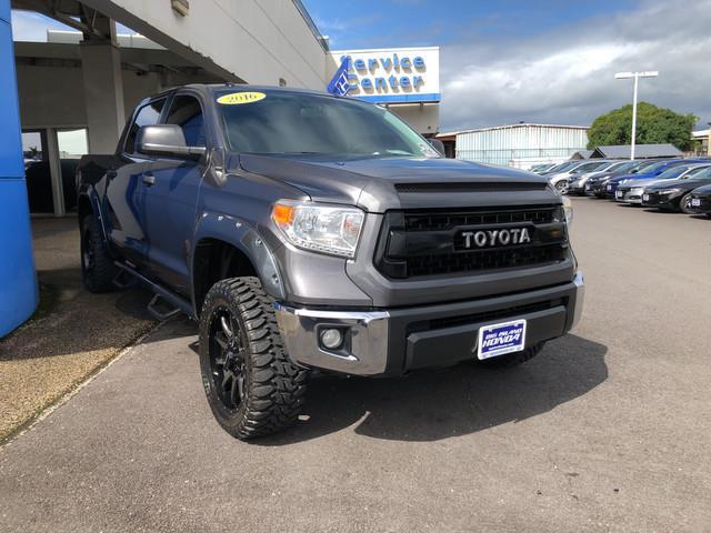 2016 toyota tundra sr5 4x4 sr5 4dr crewmax cab pickup sb (5.7l v8 for sale in hilo, hawaii