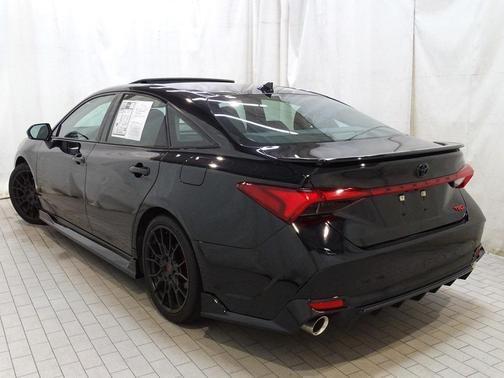 2020 toyota avalon in co bluffs, iowa