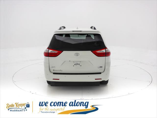 2018 toyota sienna xle
