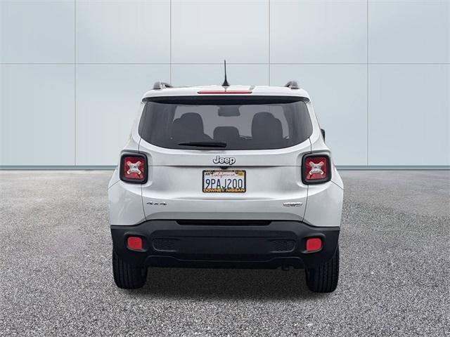 2016 jeep renegade latitude