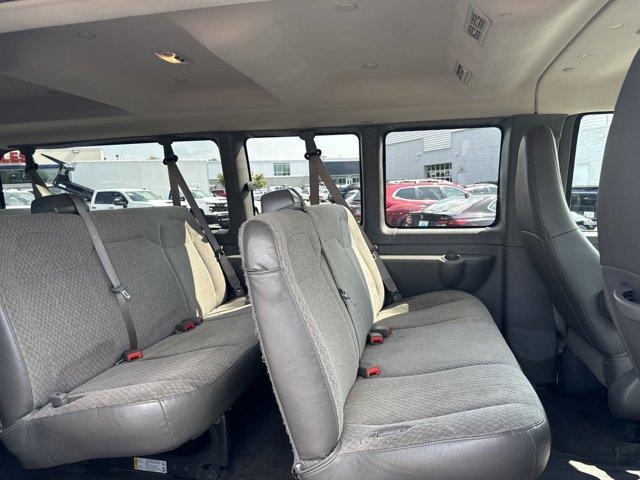 2020 chevrolet express 3500 lt