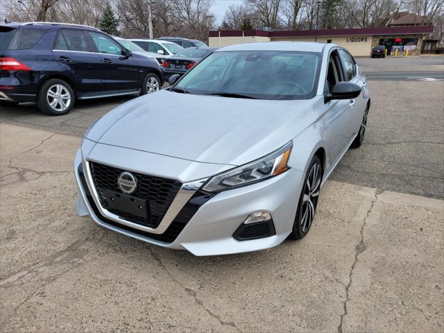2021 nissan altima sr fwd