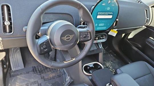 2025 Mini Countryman se