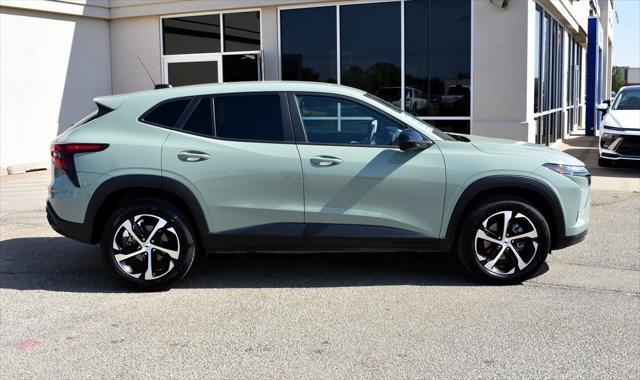 2024 chevrolet trax fwd 1rs