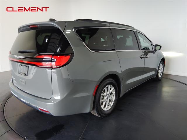 2022 chrysler pacifica touring l