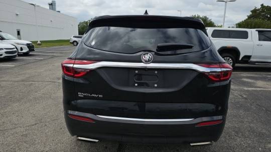 2021 buick enclave essence