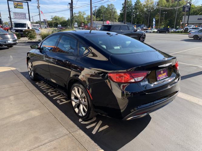 used 2015 chrysler 200 s louisville, ky 40213 for sale in louisville, kentucky