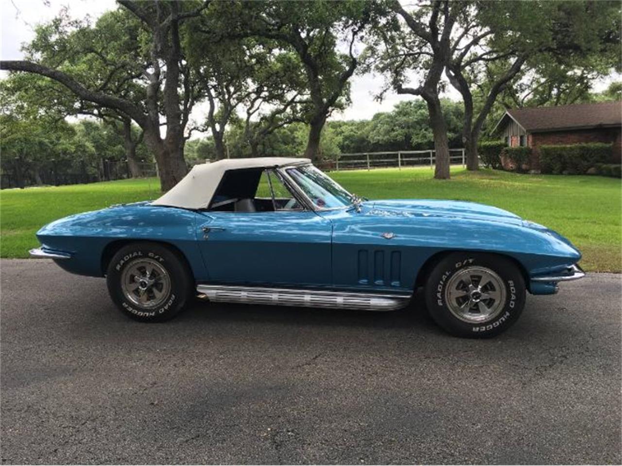 1965 chevrolet corvette