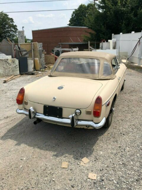 1971 mg mgb off white restored interior