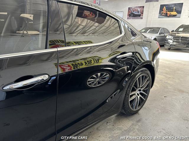 2017 maserati ghibli base