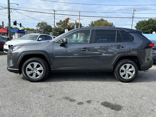 2022 toyota rav4 le