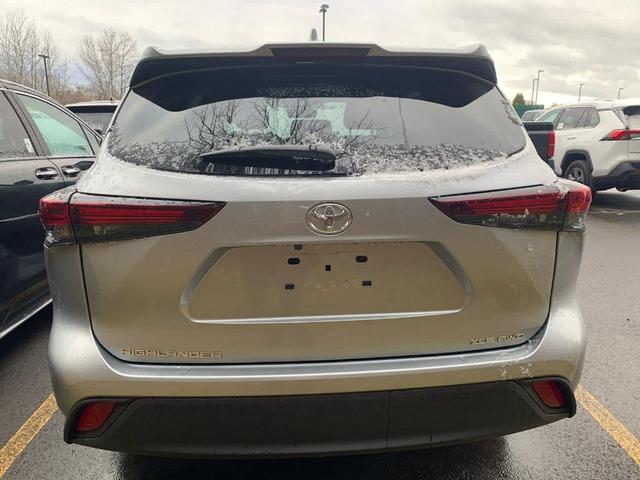 2024 toyota highlander xle