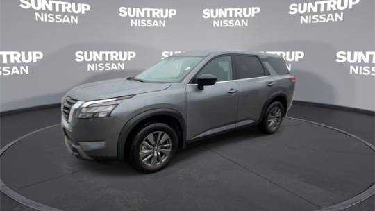 2023 nissan pathfinder s