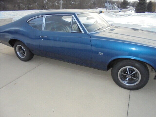 cutlass/f85 post coupe 1970