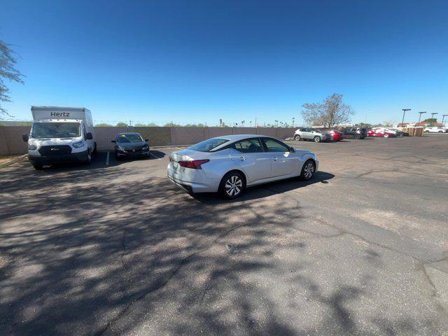 2023 nissan altima s fwd