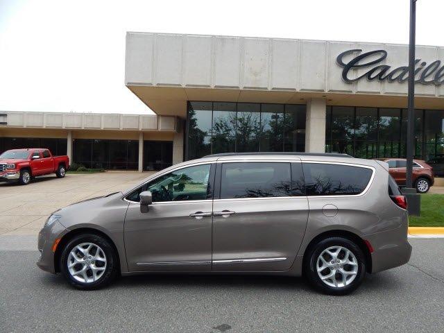 used 2017 chrysler pacifica touring-l greenbelt, md 20770 for sale in greenbelt, maryland