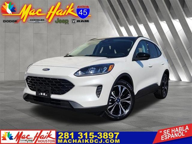 2022 ford escape se