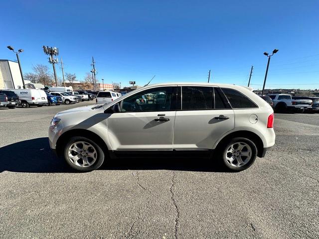 2012 ford edge se