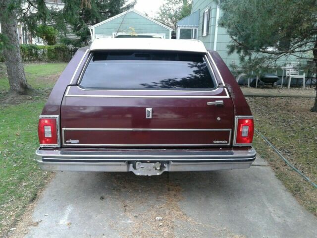 1979 oldsmobile custom cruiser wagon - very close reasonable offers considered