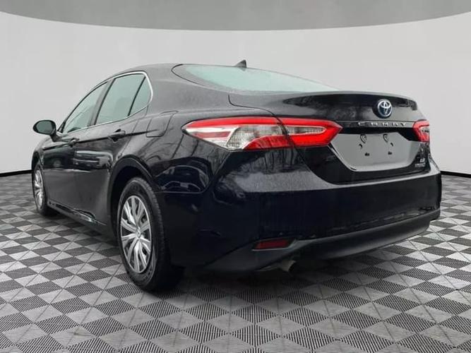 2020 toyota camry hybrid le 4dr sedan in west bridgewater, massachusetts