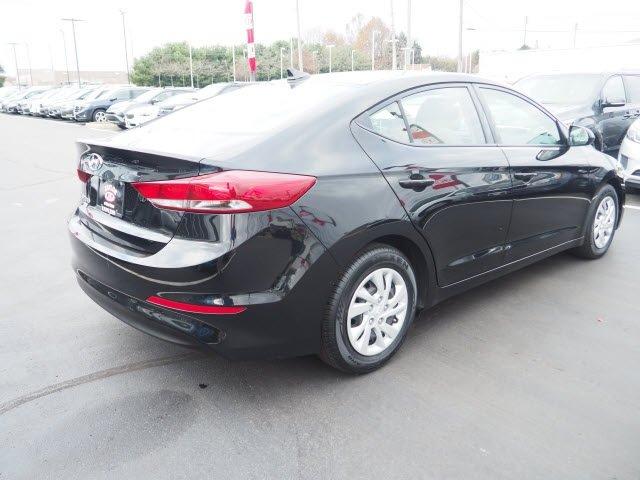 used 2017 hyundai elantra se sedan boardman, oh 44512 for sale in youngstown, ohio
