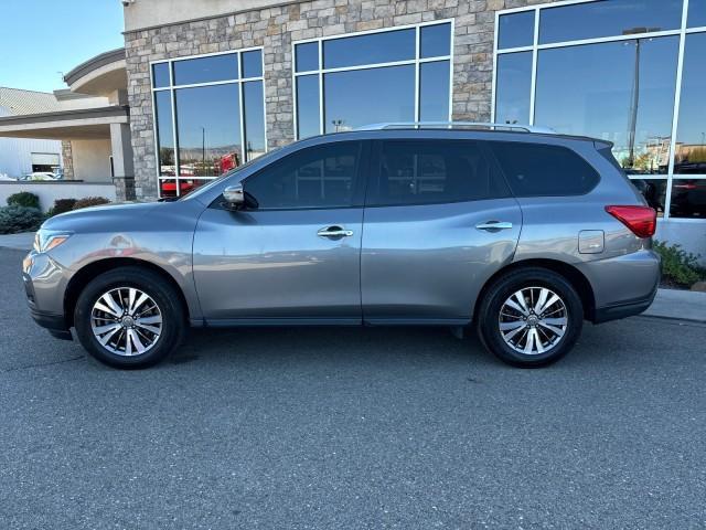 2020 nissan pathfinder sl