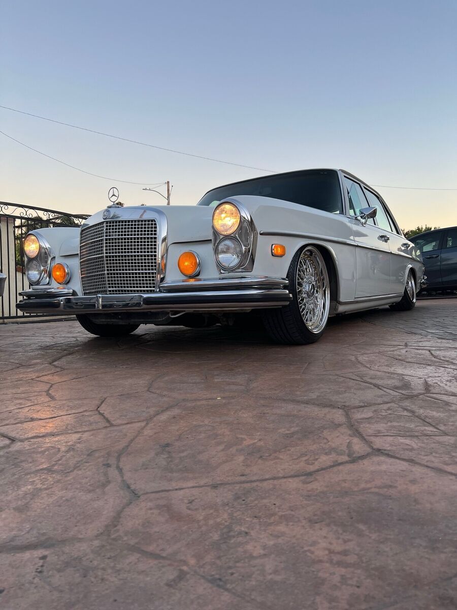 1970 mercedes-benz 280 s sedan white rwd automatic