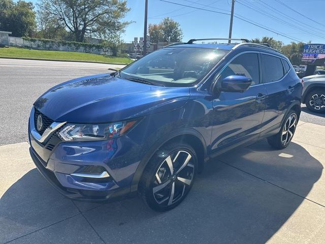 2022 nissan rogue sport sl