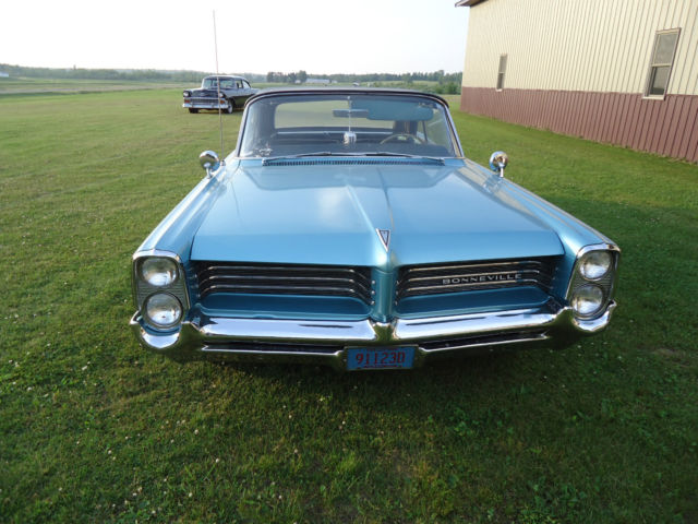 1964 pontiac bonneville convertible - well maintained awesome car!!