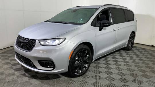 2024 Chrysler Pacifica