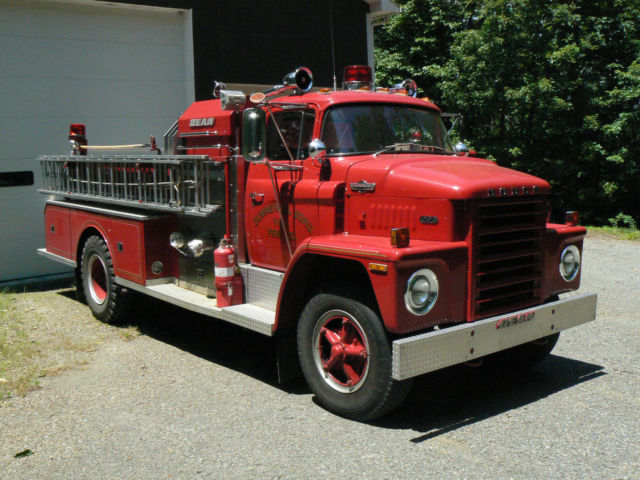 1973 dodge c-800 fire truck - 413 gas - 27240 actual miles