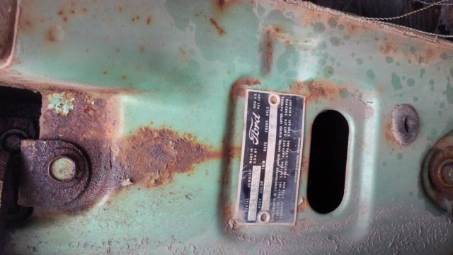 1960 ford ranch wagon 4 door 6 seater