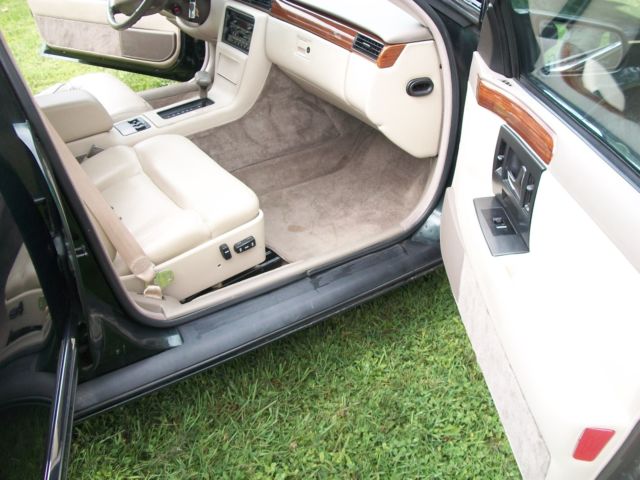 2-family owned,, well-maintained, stock and loaded!!