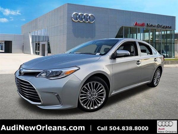2018 toyota avalon in northwoods, illinois