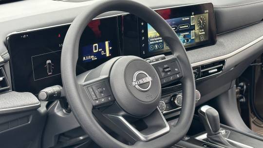 2025 Nissan Kicks