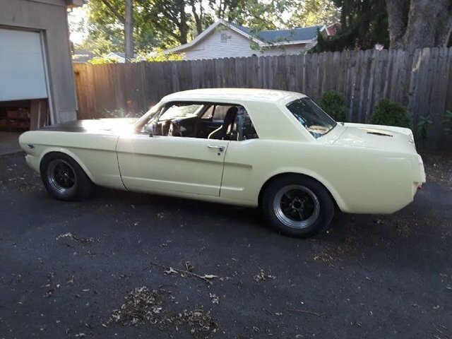 1965 ford mustang