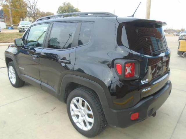 2016 jeep renegade latitude