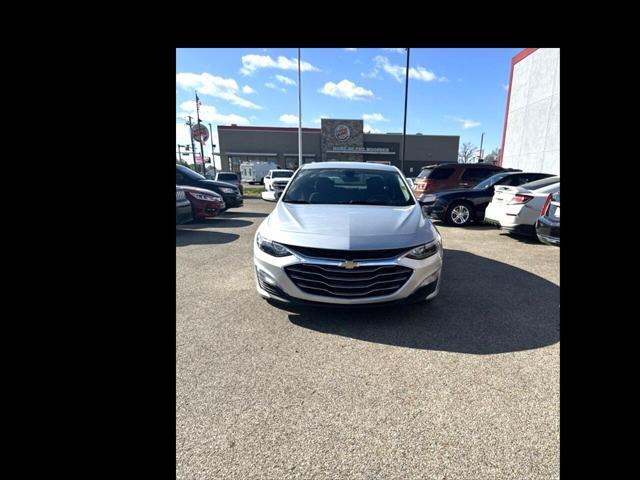 2022 chevrolet malibu fwd lt