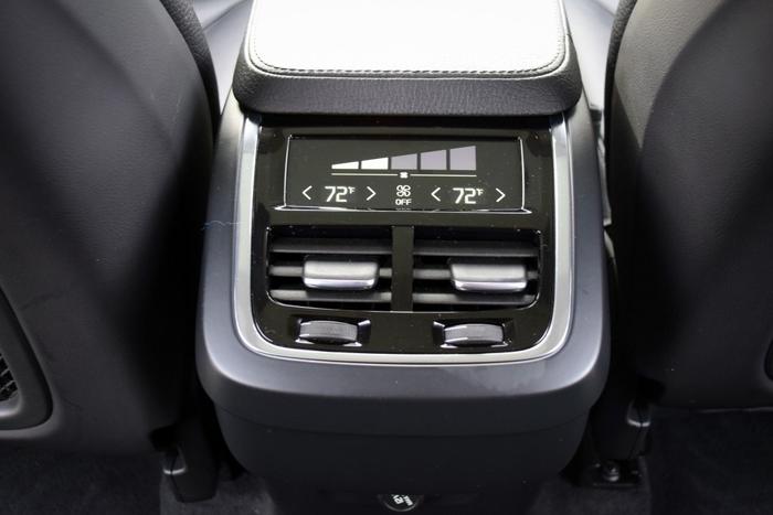 used 2017 volvo xc90 awd t6 momentum allston, ma 02134 for sale in boston, massachusetts