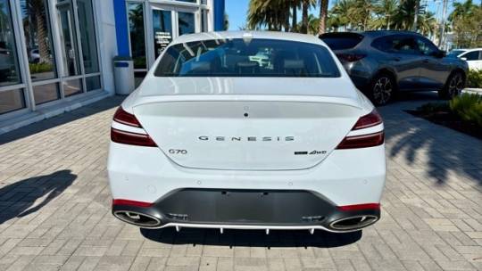 2022 Genesis G70