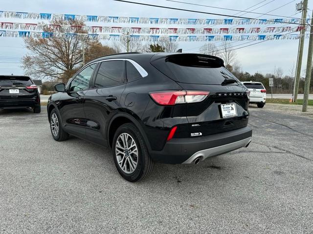 2021 ford escape sel