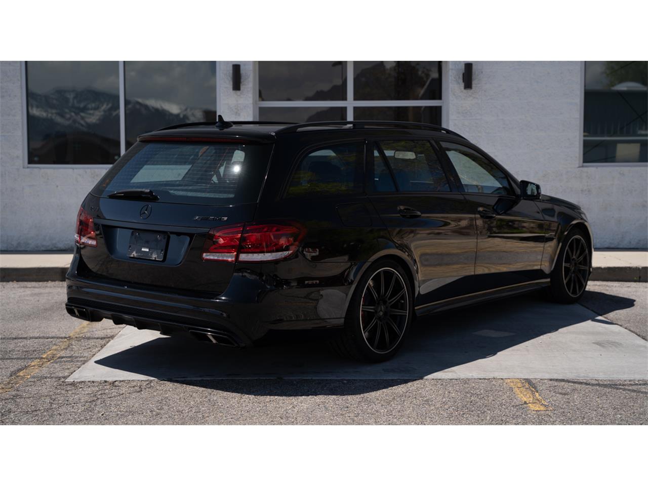 2016 mercedes-benz e63-s amg
