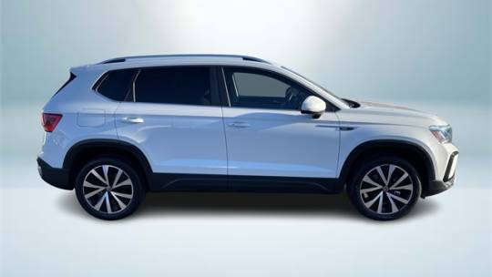 2022 volkswagen taos se