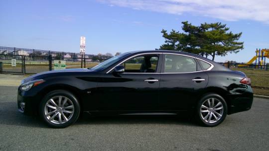 2016 Infiniti Q70