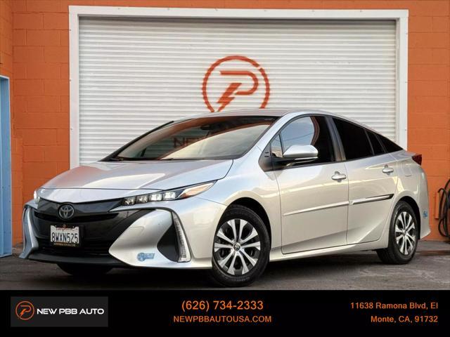 2021 toyota prius prime xle