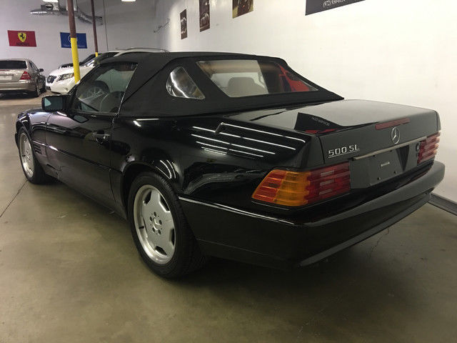 1991 mercedes 500 sl black,only 59kmi,clean car fax,well maintained