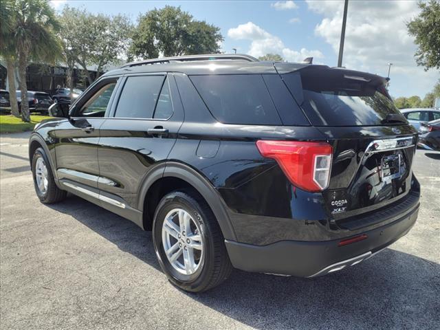 2023 ford explorer xlt