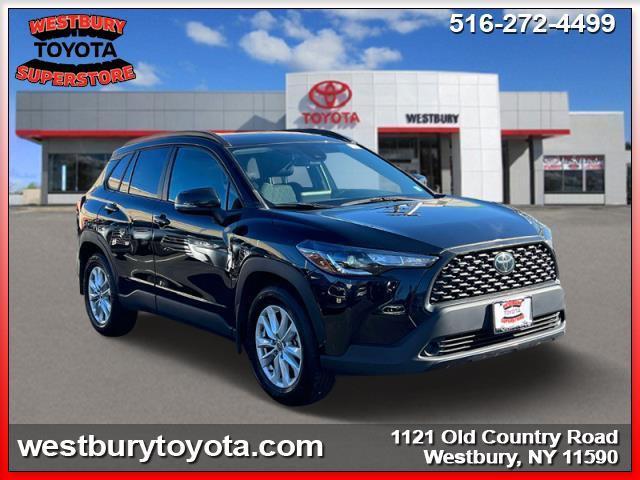 2022 toyota corolla cross le