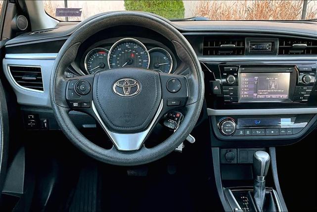 2015 toyota corolla le