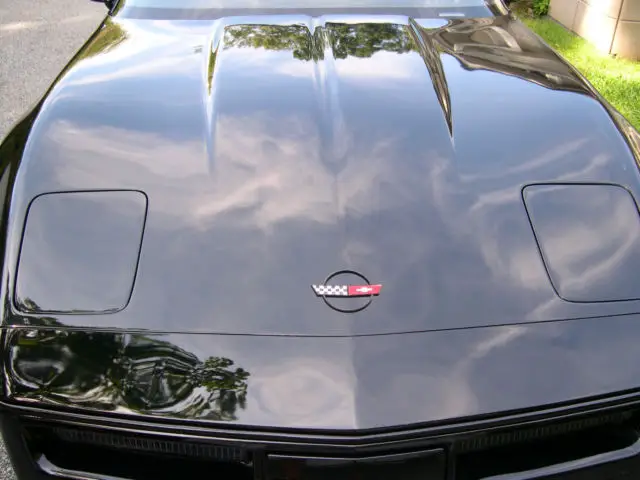corvette 1986 coupe with lift off top and stick